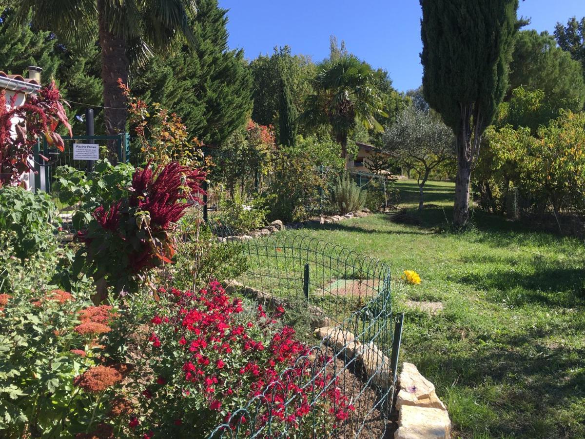 La Source, Vegetarian Guest House Chabeuil Esterno foto