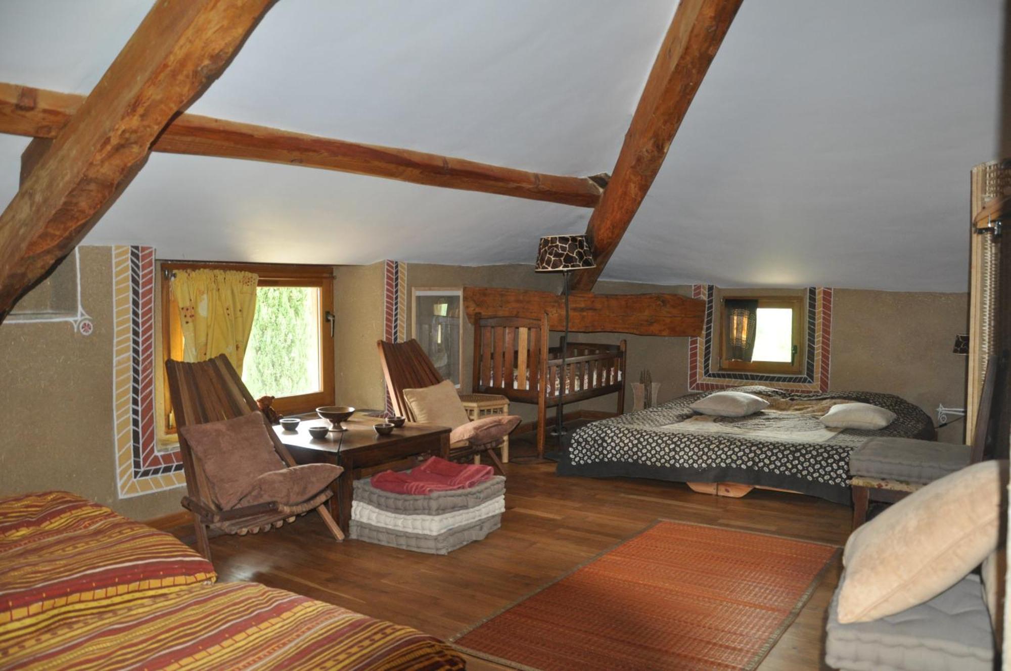 La Source, Vegetarian Guest House Chabeuil Esterno foto