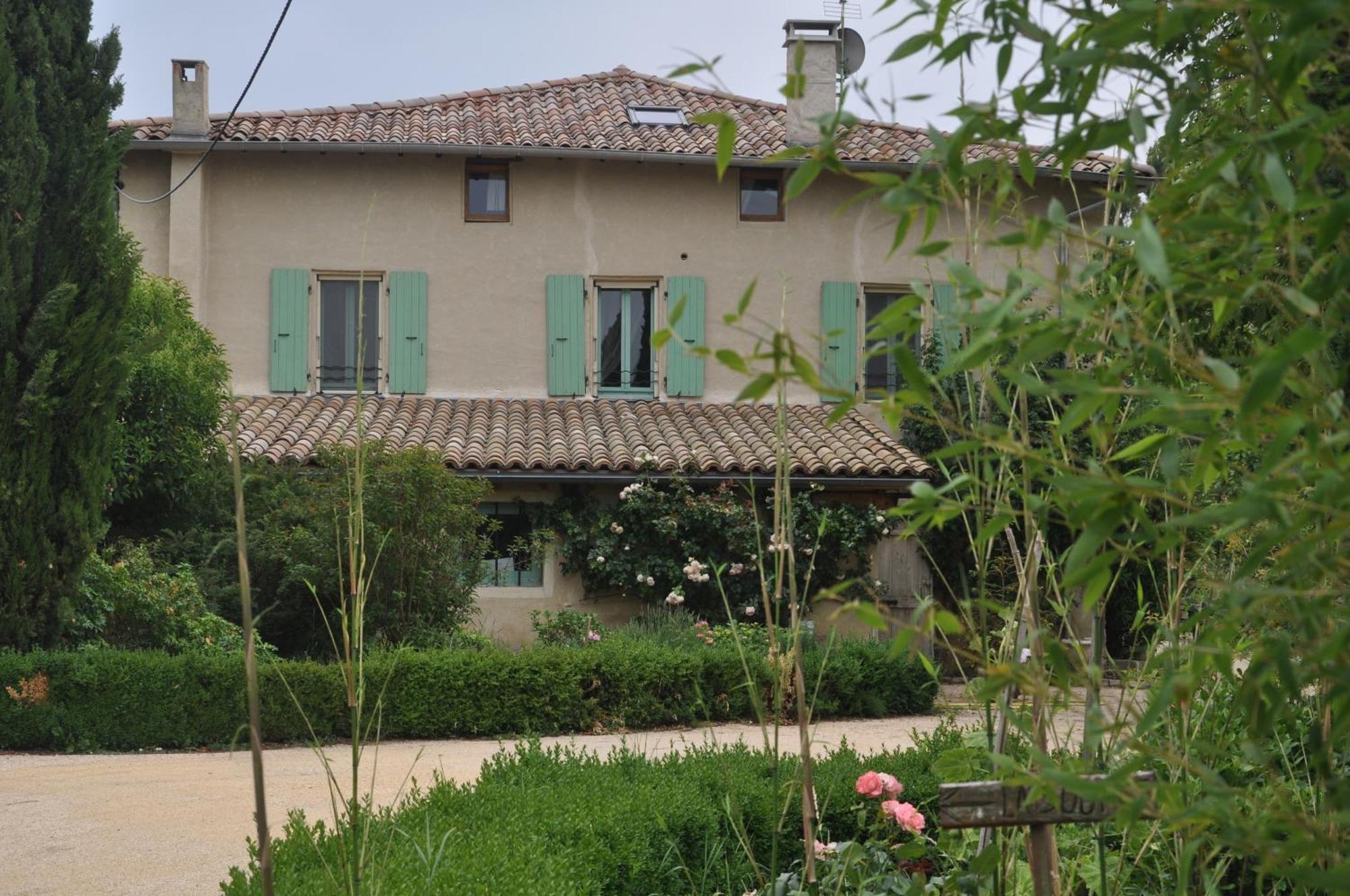 La Source, Vegetarian Guest House Chabeuil Esterno foto