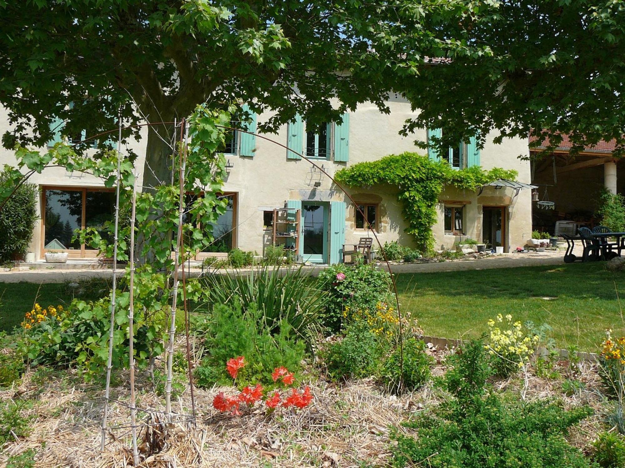 La Source, Vegetarian Guest House Chabeuil Esterno foto